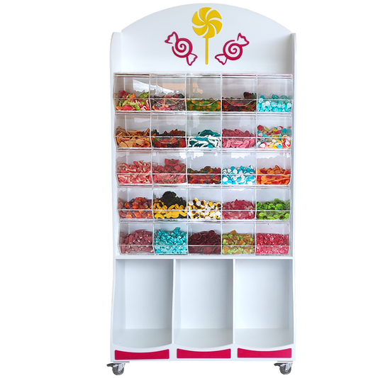 Mobiliario con metacrilato fabricado a medida para tiendas de chuches, con estructura de melamina y compartimentos inferiores para snacks. Solución práctica e higiénica para la exposición organizada de golosinas y productos de impulso.
