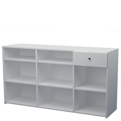 Mostrador de melamina de 180x50x90cm con estantes regulables y cajón, fabricado a medida. Mueble funcional y versátil para tiendas, oficinas y puntos de atención.
