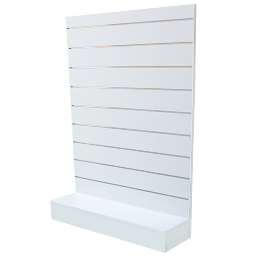 Mueble expositor con panel de lamas en melamina blanca, ideal para tiendas y comercios.