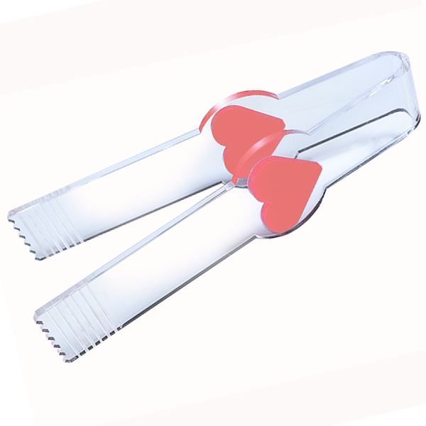 Pinza para golosinas fabricada en metacrilato, disponible en varios colores y diseños a escoger. Accesorio práctico, higiénico y personalizable para tiendas de chuches, autoservicio y zonas de exposición.